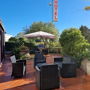 https://mistral-hotel.in-sardinia.net